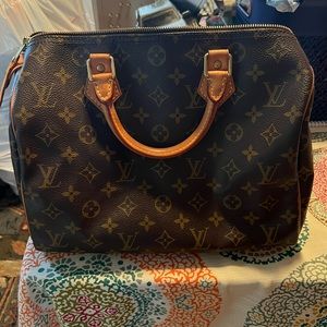 Louis Vuitton Speedy 30